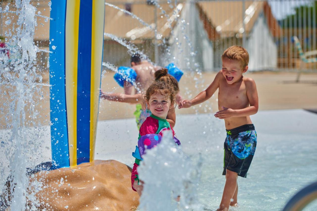 Sunset Beach Resort Кейп Чарлз Екстериор снимка