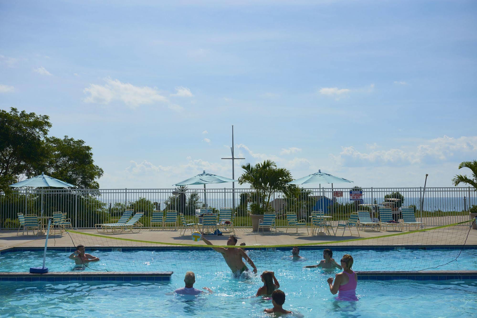 Sunset Beach Resort Кейп Чарлз Екстериор снимка