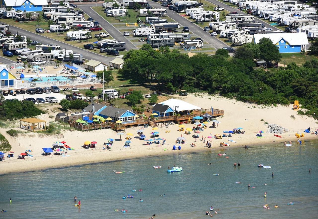 Sunset Beach Resort Кейп Чарлз Екстериор снимка